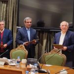درنشست تقدیراز دست اندرکاران برگزاری نخستین جشنواره ملی زعفران مطرح شد : راه اندازی دبیرخانه دائمی جشنواره ملی زعفران دراتاق بازرگانی خراسان رضوی